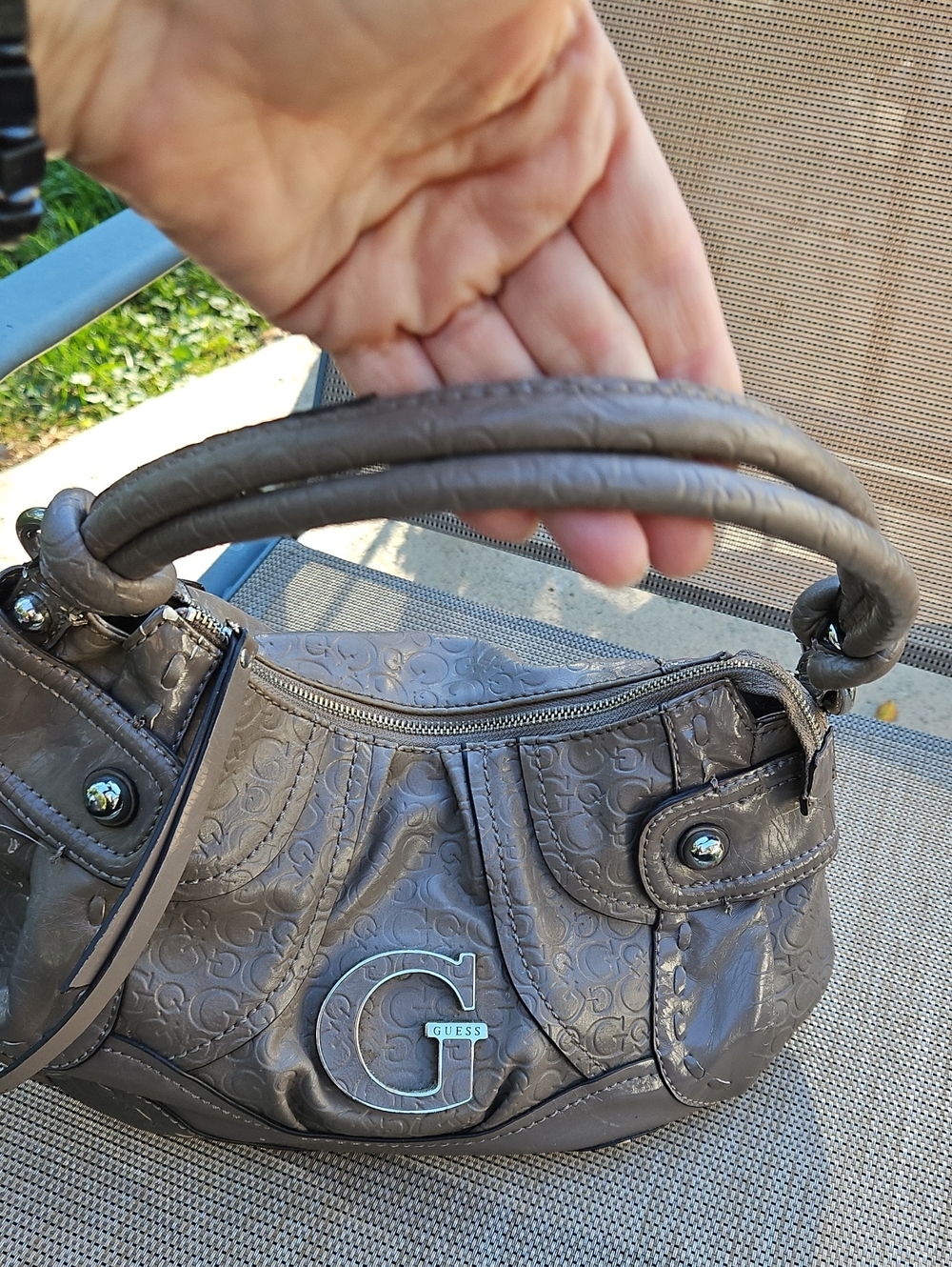 GUESS Monogram Shoulder Bag in Gray Signatire Series Taupe